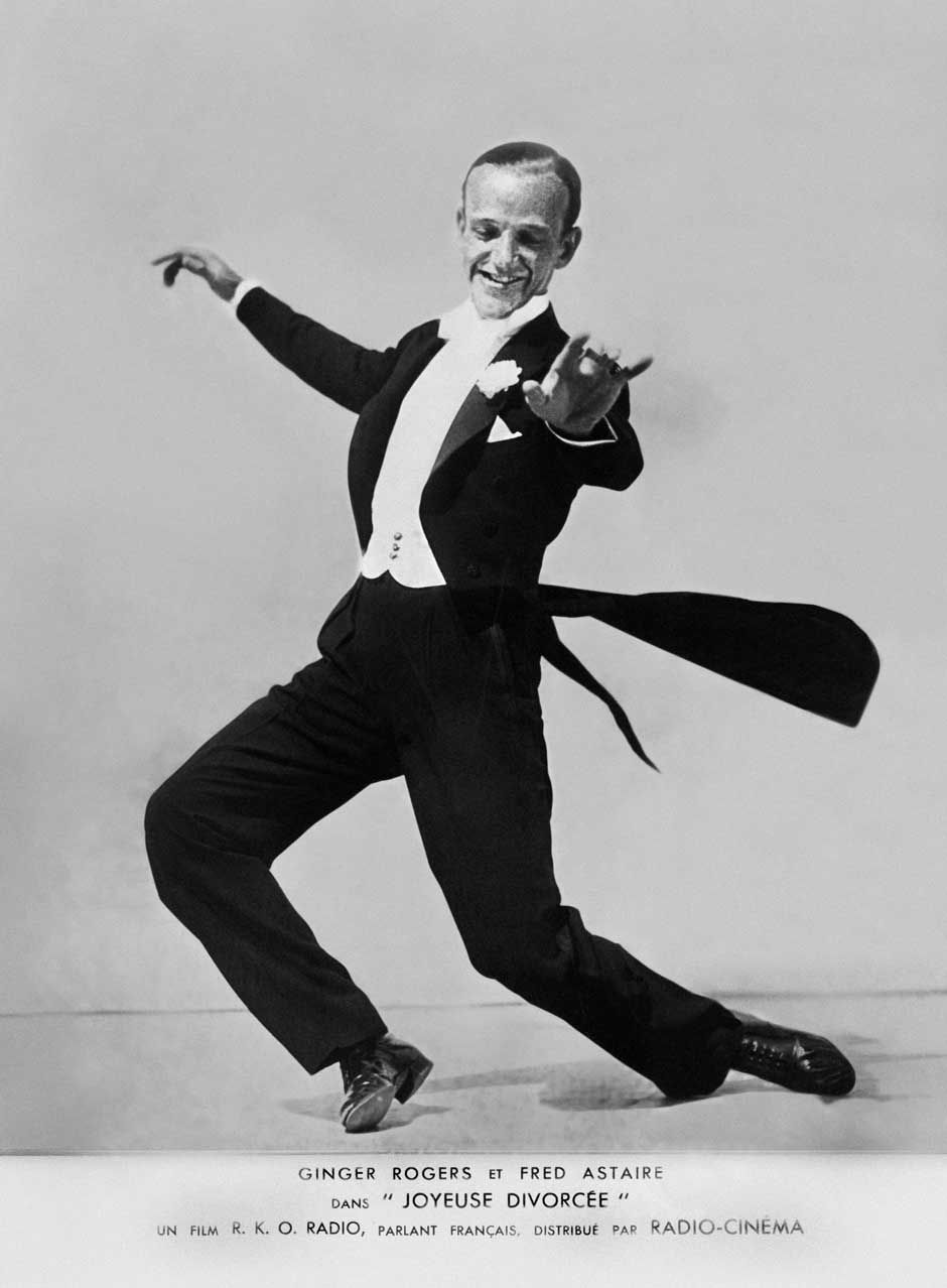 Fred Astaire dancing with flowing, effortless and elegant arms