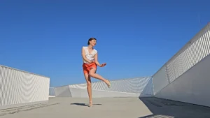 photo of solo jazz dancer Maria Heckmann